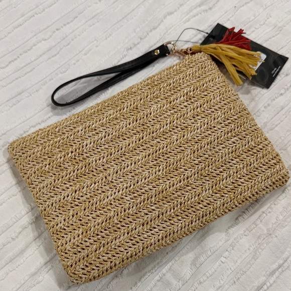 Disney wristlet with Black Mickey Motif - Picture 6 of 10